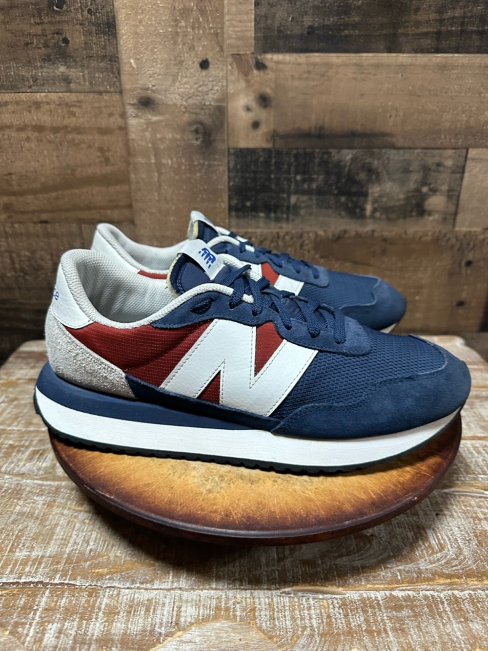 New Balance 237 Men’s Size 10.5 Blue Red White Retro Running Sneakers MS237TR